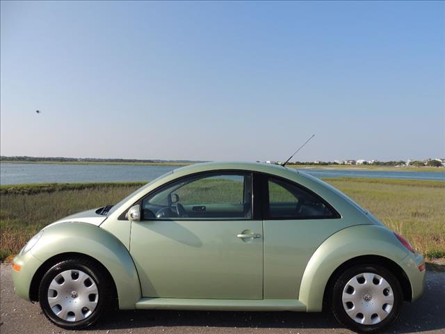 2010 Volkswagen New Beetle Unknown