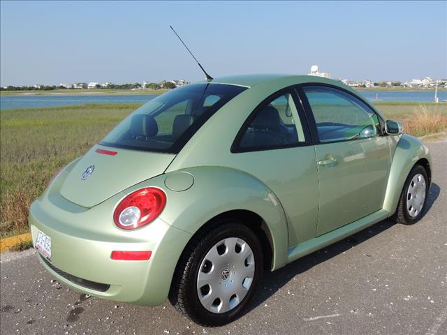 2010 Volkswagen New Beetle Unknown