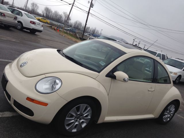2010 Volkswagen New Beetle Unknown