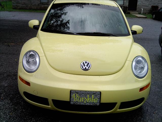 2010 Volkswagen New Beetle Unknown