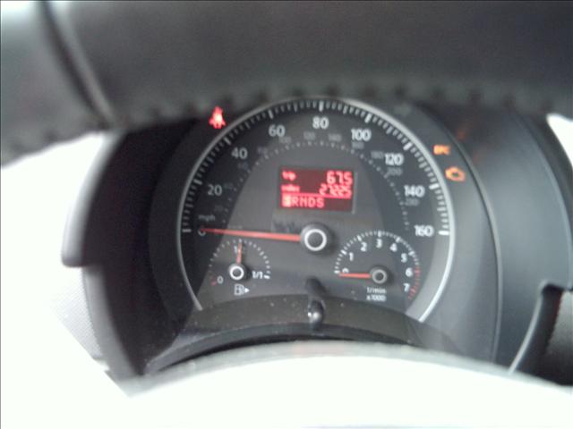 2010 Volkswagen New Beetle Unknown