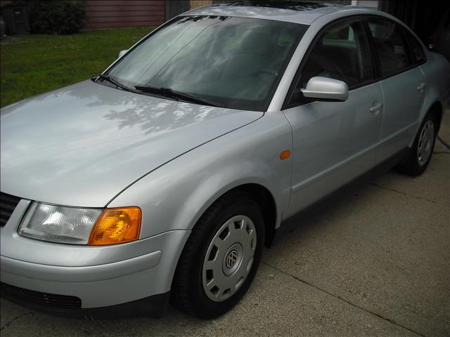 1998 Volkswagen Passat Unknown