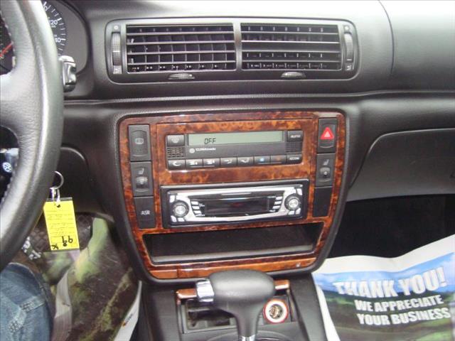 1999 Volkswagen Passat Van XE