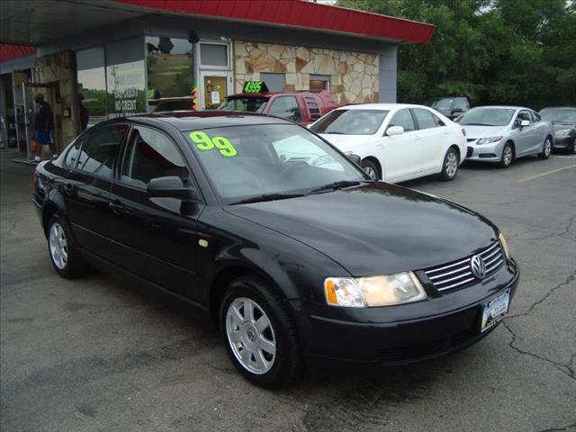 1999 Volkswagen Passat Van XE