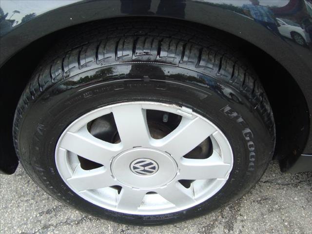 1999 Volkswagen Passat Van XE