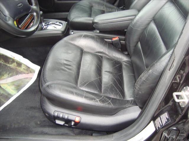 1999 Volkswagen Passat Van XE