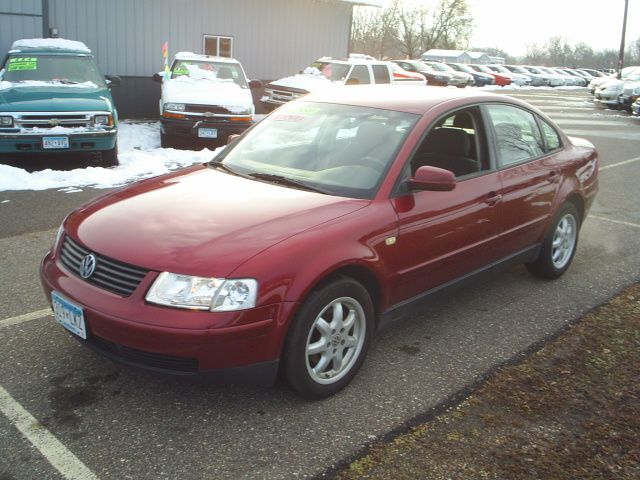 1999 Volkswagen Passat SE Crew Cab 4WD FFV