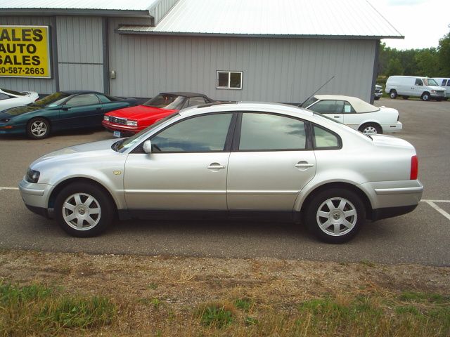 1999 Volkswagen Passat 2dr Roadster 3.0i