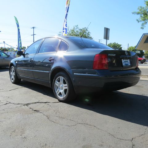 2000 Volkswagen Passat 2WD Ext Cab 134.0 Work Tr