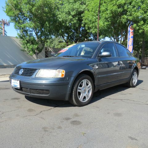 2000 Volkswagen Passat 2WD Ext Cab 134.0 Work Tr
