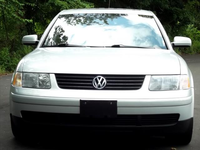 2000 Volkswagen Passat SE Crew Cab 4WD FFV