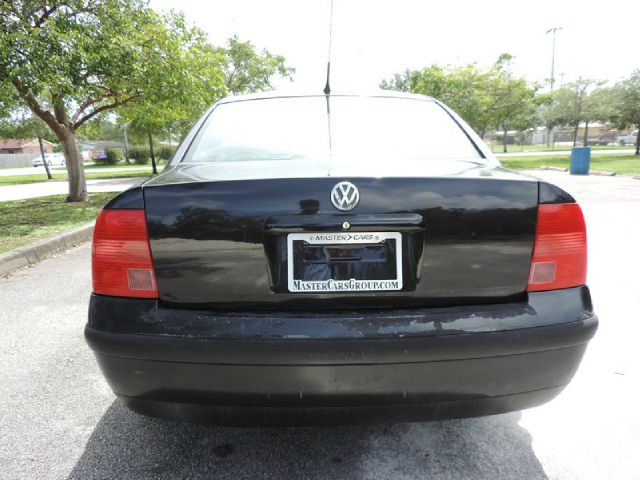 2000 Volkswagen Passat SE Crew Cab 4WD FFV