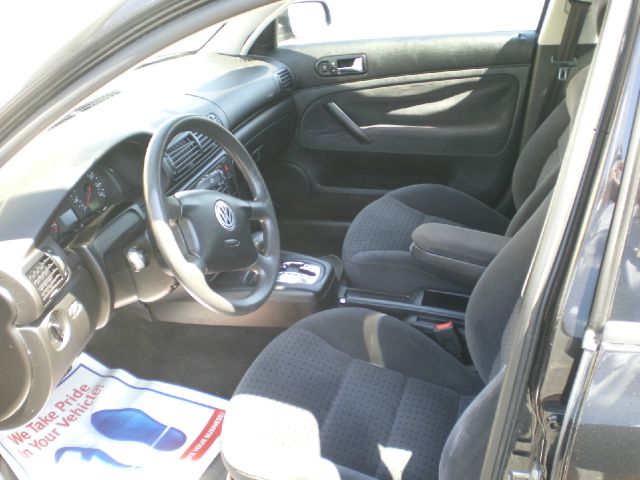 2000 Volkswagen Passat 4.2 Quattro