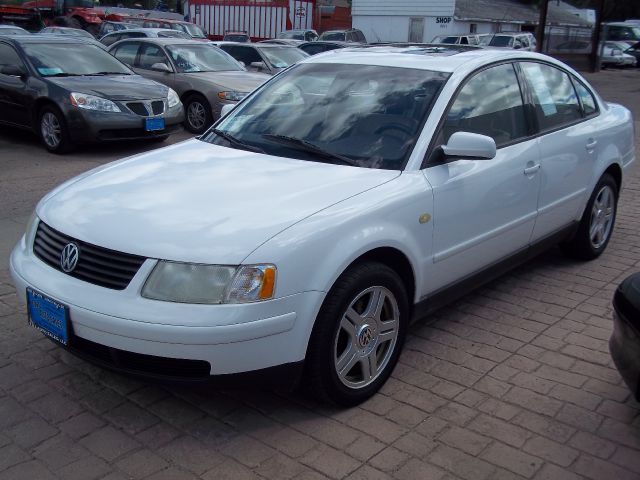 2000 Volkswagen Passat SE Crew Cab 4WD FFV