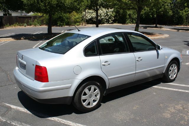 2000 Volkswagen Passat PK