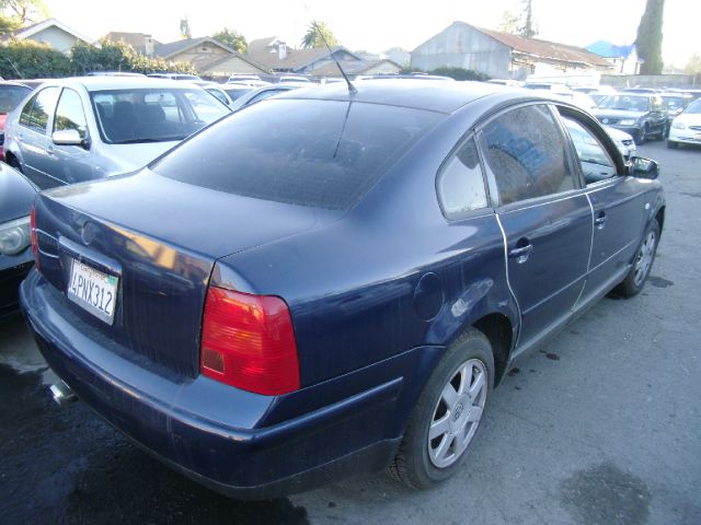 2000 Volkswagen Passat PK