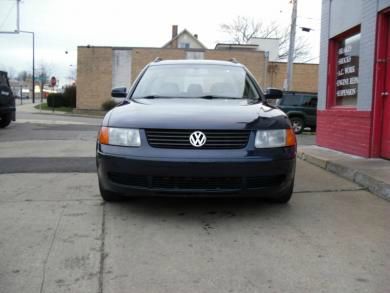 2001 Volkswagen Passat SE Crew Cab 4WD FFV