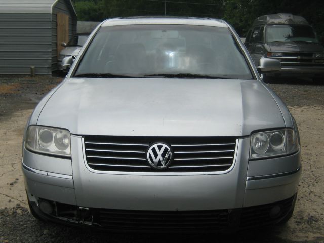 2001 Volkswagen Passat Sle-1 AWD