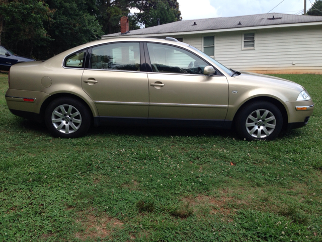 2001 Volkswagen Passat 4dr 2.9L Twin Turbo AWD W/3rd Row