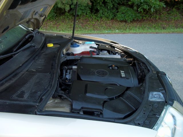 2001 Volkswagen Passat FWD 4dr Sport