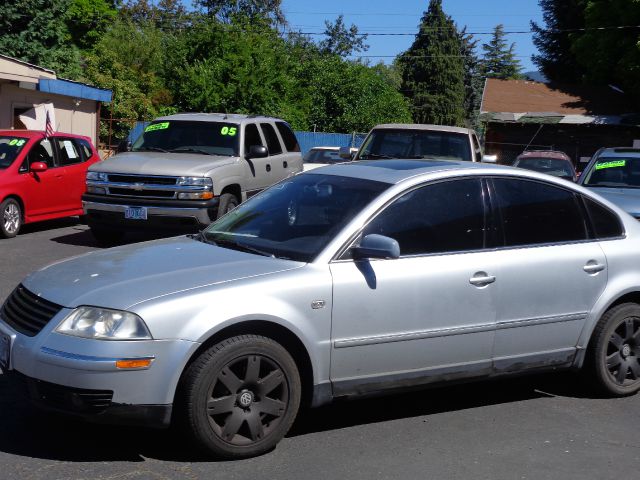 2001 Volkswagen Passat Sport. XLS. Excellente