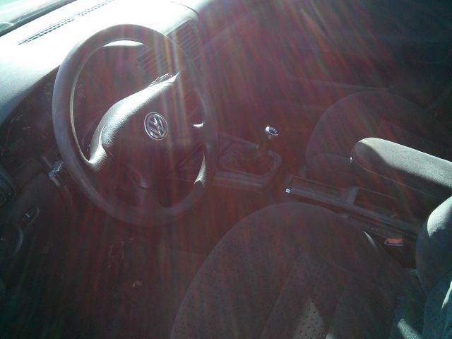 2001 Volkswagen Passat FWD 4dr Sport