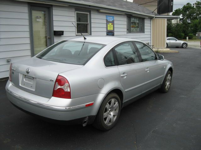 2002 Volkswagen Passat SE Crew Cab 4WD FFV