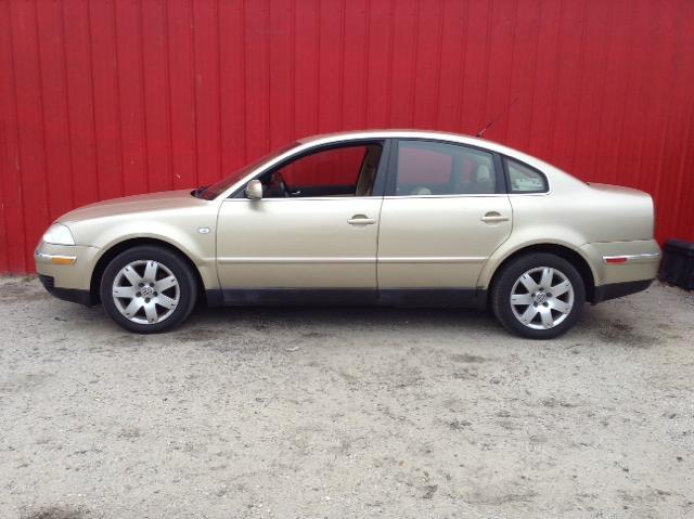 2002 Volkswagen Passat SE Crew Cab 4WD FFV