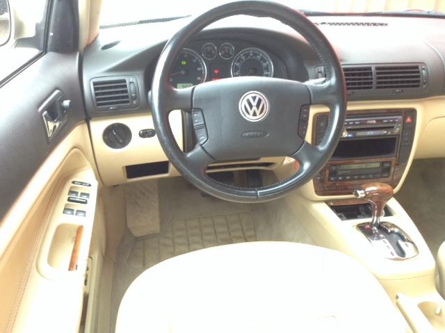 2002 Volkswagen Passat SE Crew Cab 4WD FFV