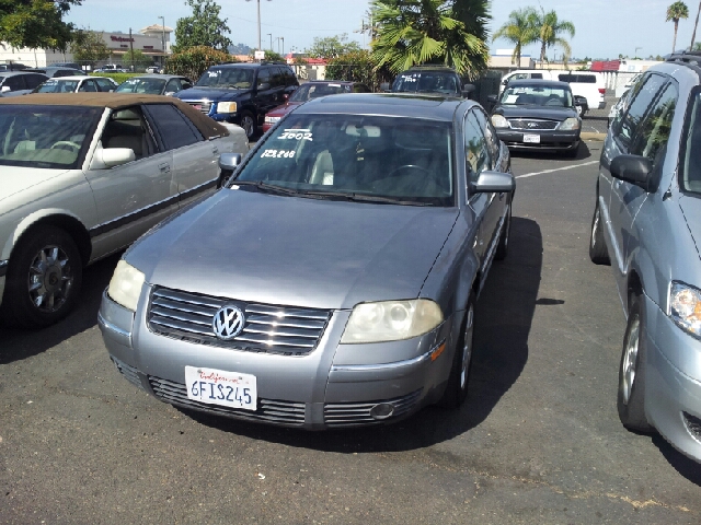 2002 Volkswagen Passat SE Crew Cab 4WD FFV