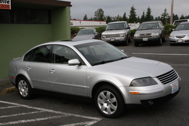 2002 Volkswagen Passat LS W/leather Seats