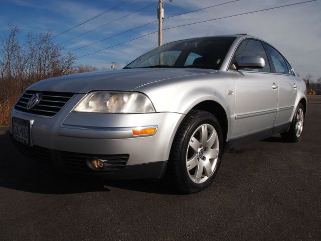 2002 Volkswagen Passat LS W/leather Seats