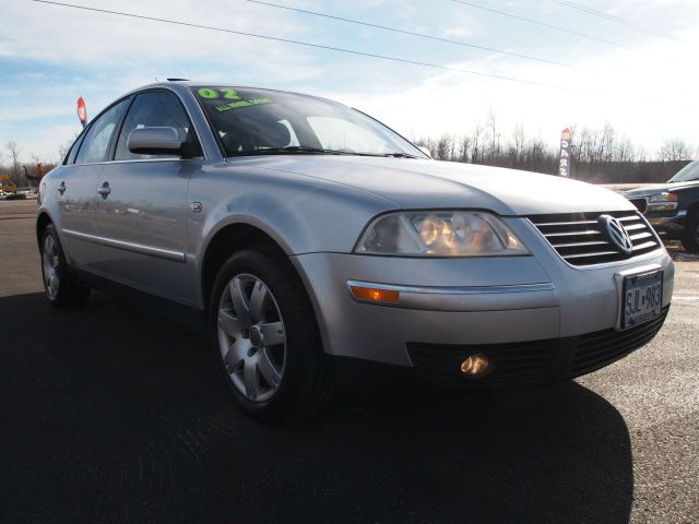 2002 Volkswagen Passat LS W/leather Seats