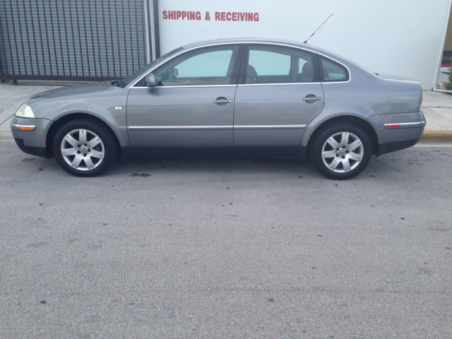 2002 Volkswagen Passat SE Crew Cab 4WD FFV