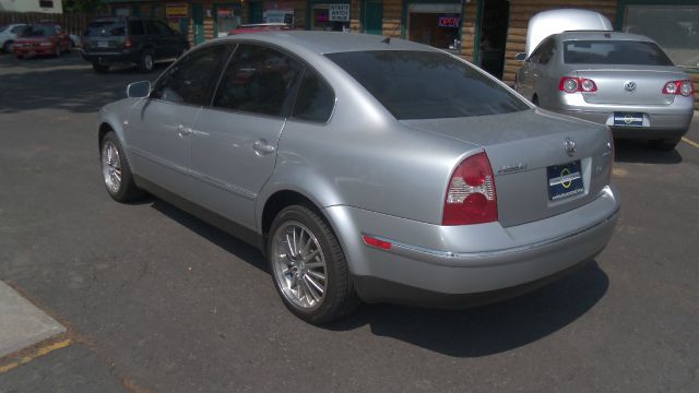 2002 Volkswagen Passat LS W/leather Seats