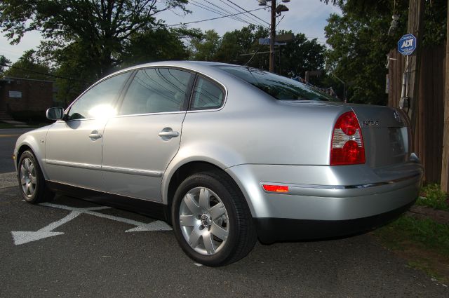 2002 Volkswagen Passat LS W/leather Seats