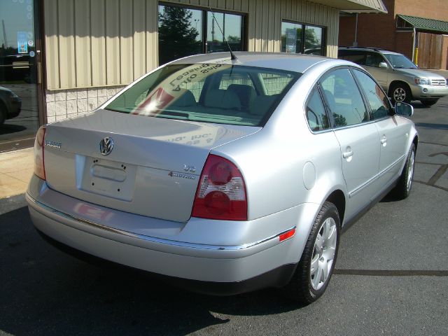 2002 Volkswagen Passat LS W/leather Seats