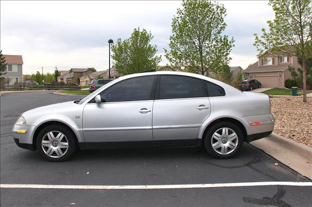 2002 Volkswagen Passat LS W/leather Seats