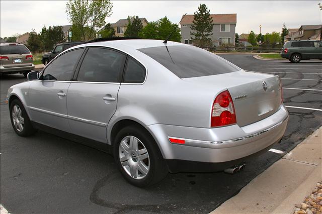 2002 Volkswagen Passat LS W/leather Seats