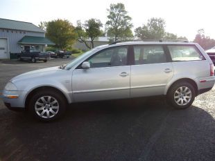 2002 Volkswagen Passat FWD 4dr Sport