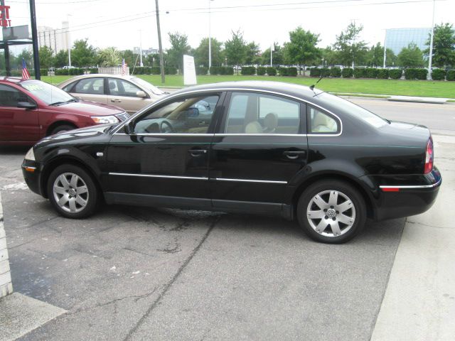 2002 Volkswagen Passat SE Crew Cab 4WD FFV