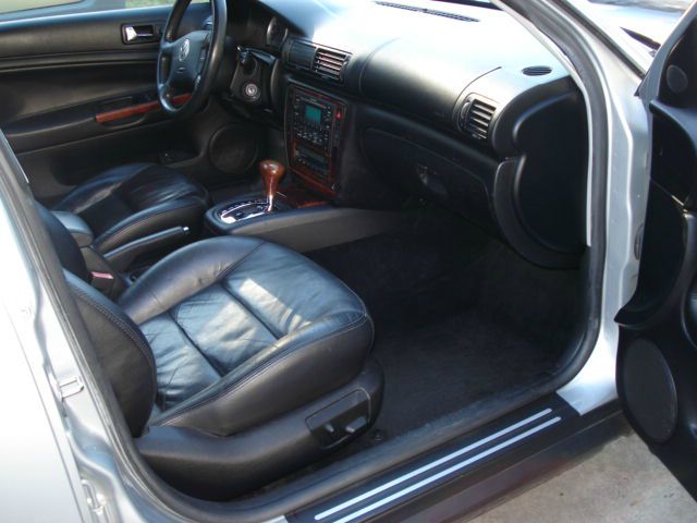 2002 Volkswagen Passat SE Crew Cab 4WD FFV