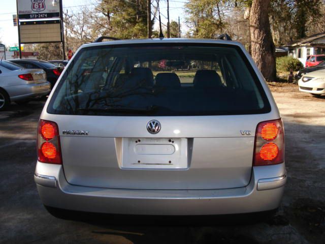 2002 Volkswagen Passat SE Crew Cab 4WD FFV