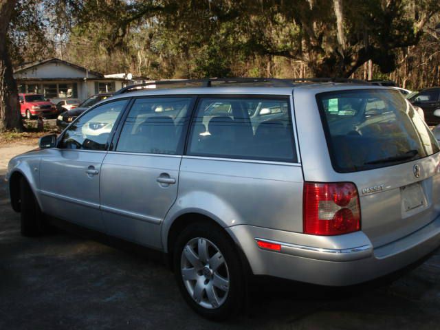 2002 Volkswagen Passat SE Crew Cab 4WD FFV