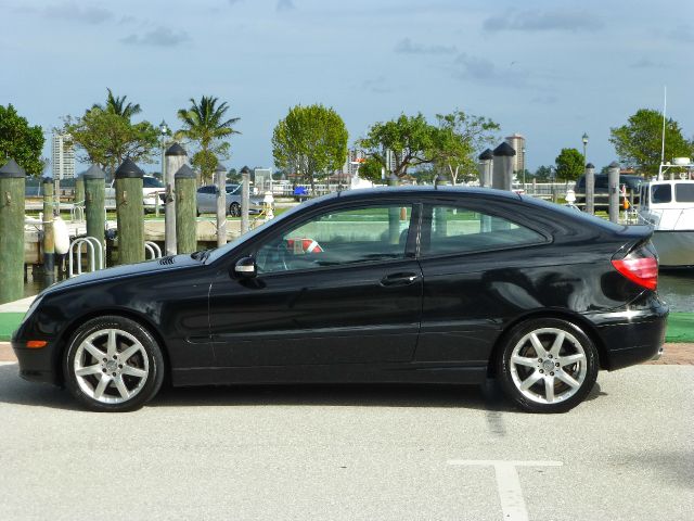 2002 Volkswagen Passat SE Crew Cab 4WD FFV