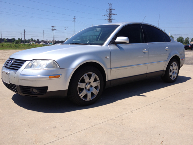 2002 Volkswagen Passat SE Crew Cab 4WD FFV