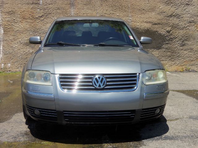 2002 Volkswagen Passat LS W/leather Seats