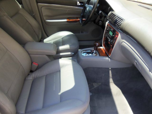 2002 Volkswagen Passat LS W/leather Seats