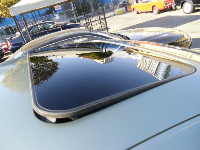 2002 Volkswagen Passat FWD 4dr Sport