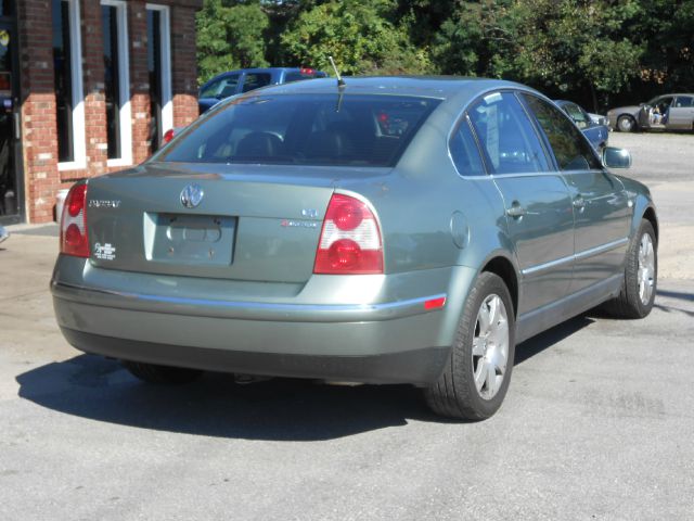 2002 Volkswagen Passat LS W/leather Seats